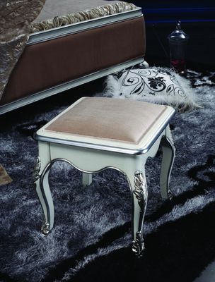 Hand Carved Luxury European Bedroom Furniture High Gloss Vintage Oak Bedroom Set